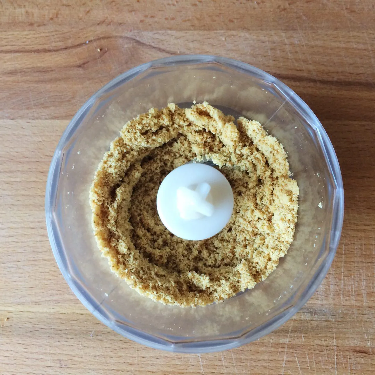 Измельчаем печенье