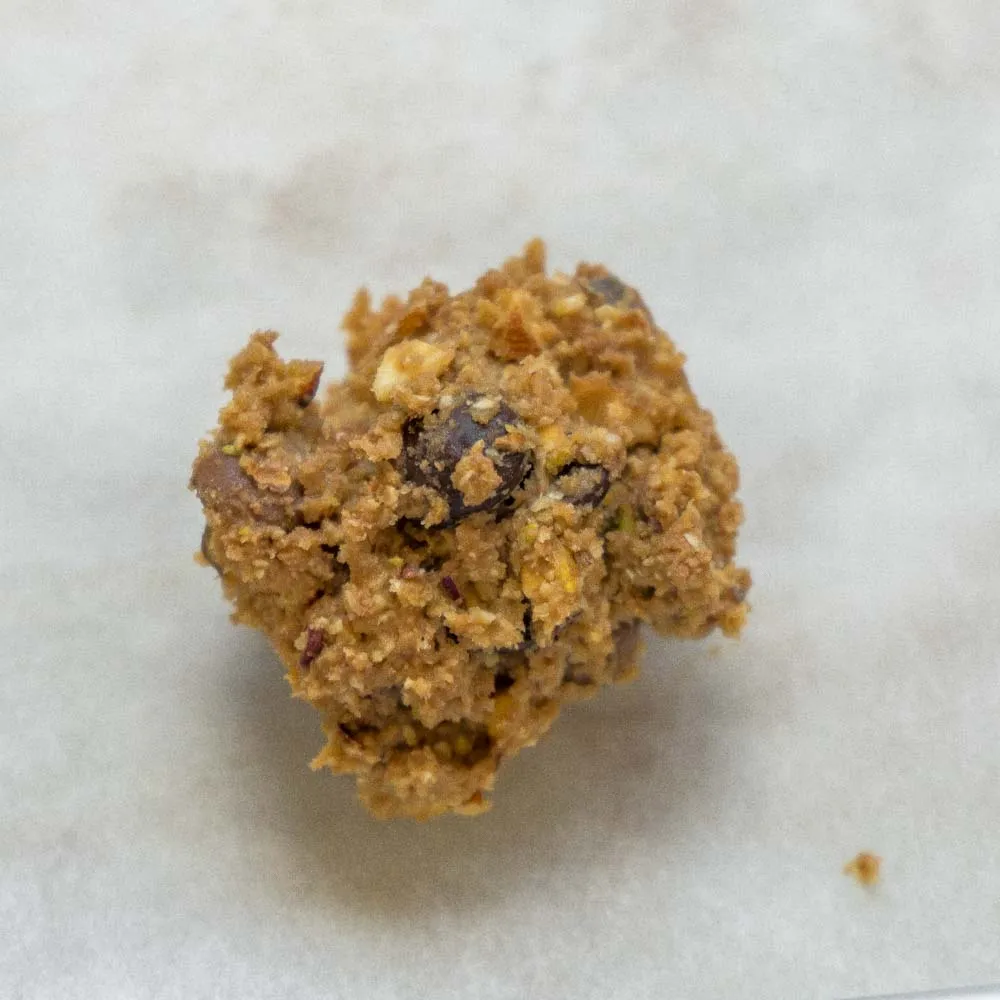 Готовые к выпечке шарики